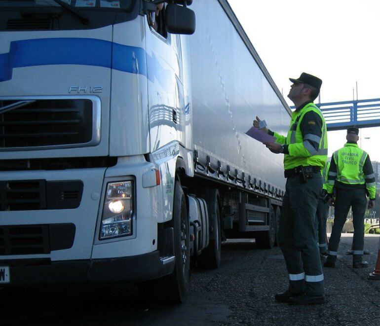 Durante toda la semana habrá control del uso del cinturón de seguridad y de los sistemas de retención infantil
