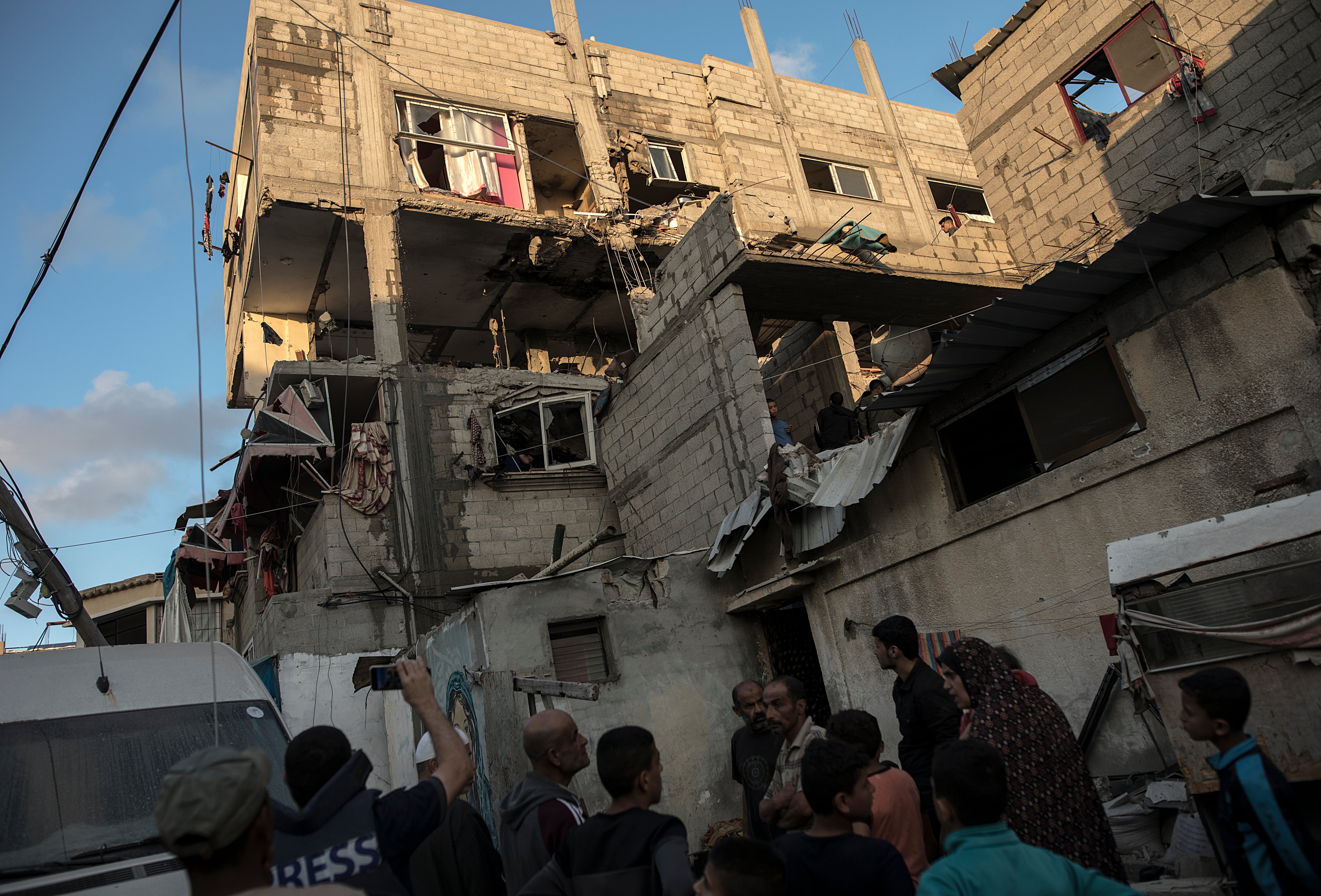 Edificio bombardeado en el campo de refugiados de Khan Yunis, en Gaza