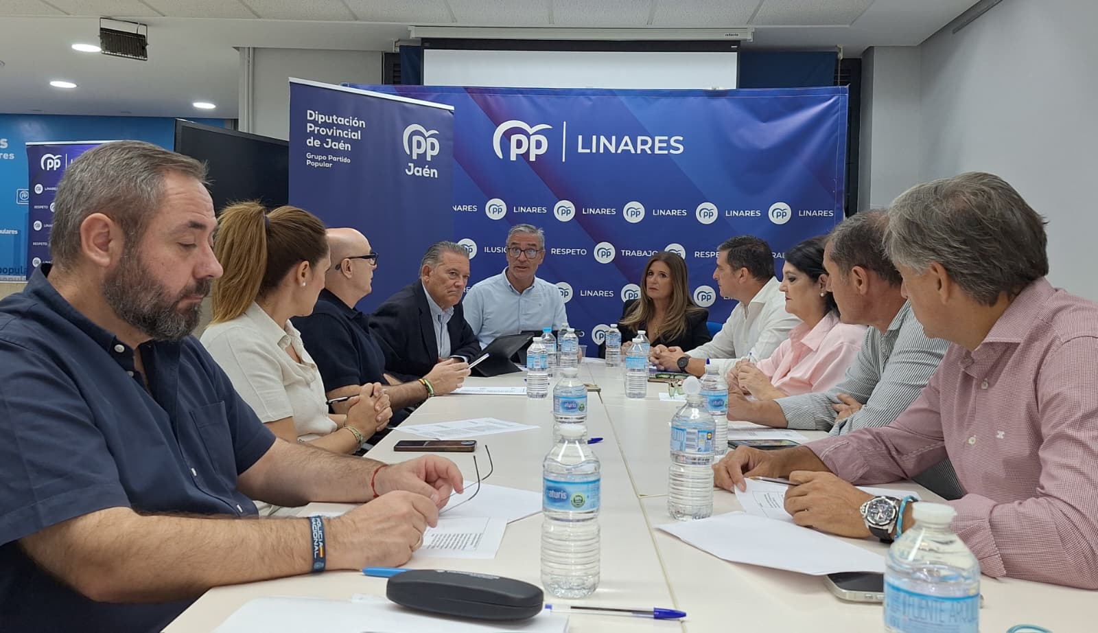 Encuentro comarcal del PP en Linares.