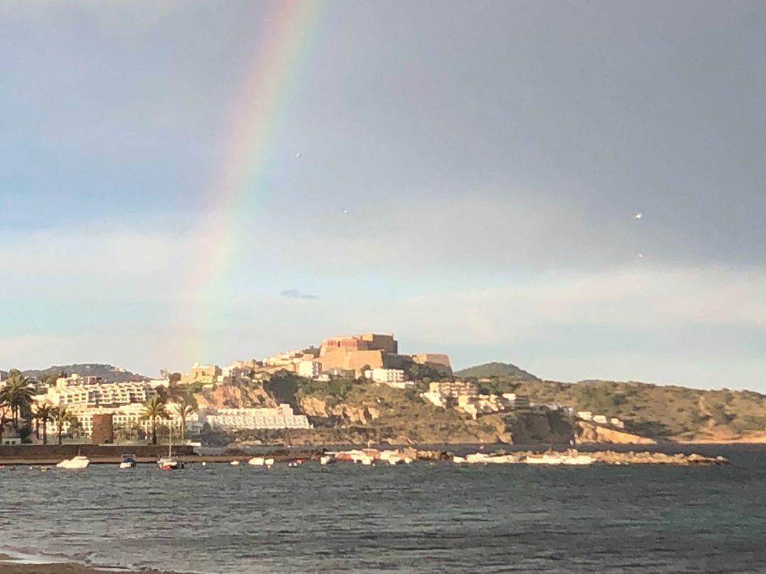 Vista de la ciudad de Ibiza