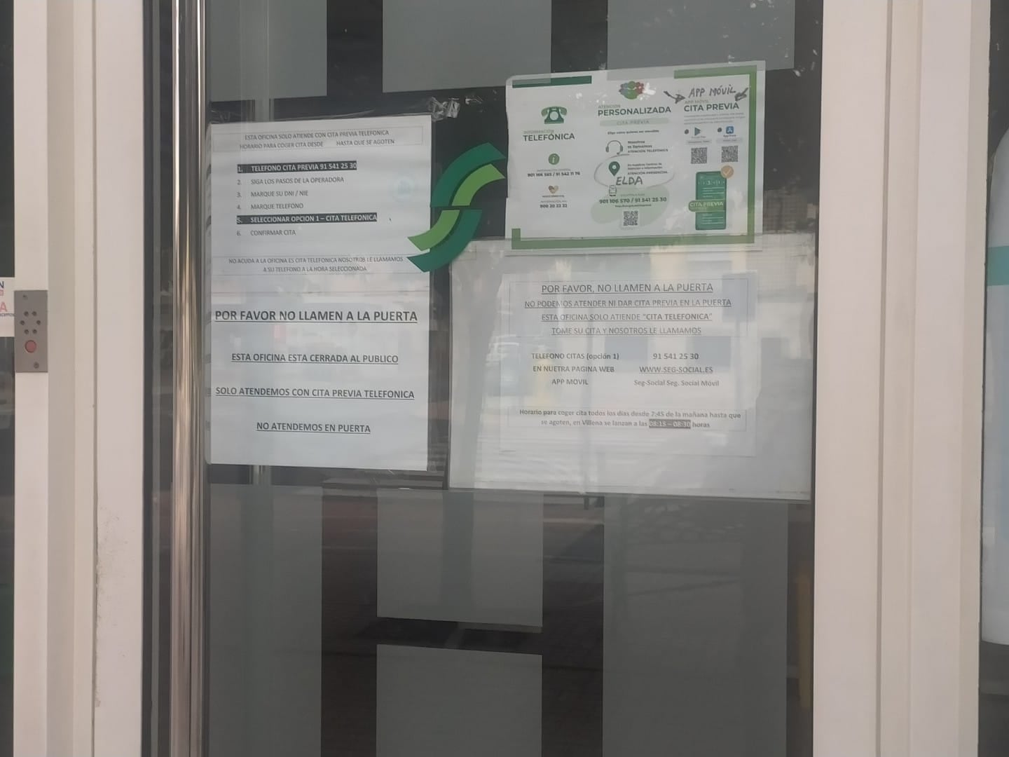 Entrada de la oficina, hasta hace unos días