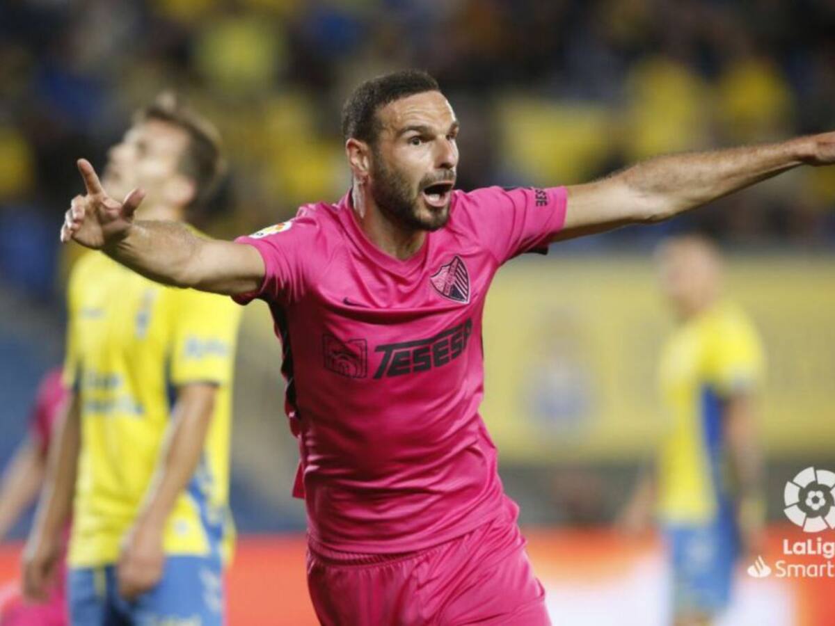 El Málaga se repone en Las Palmas