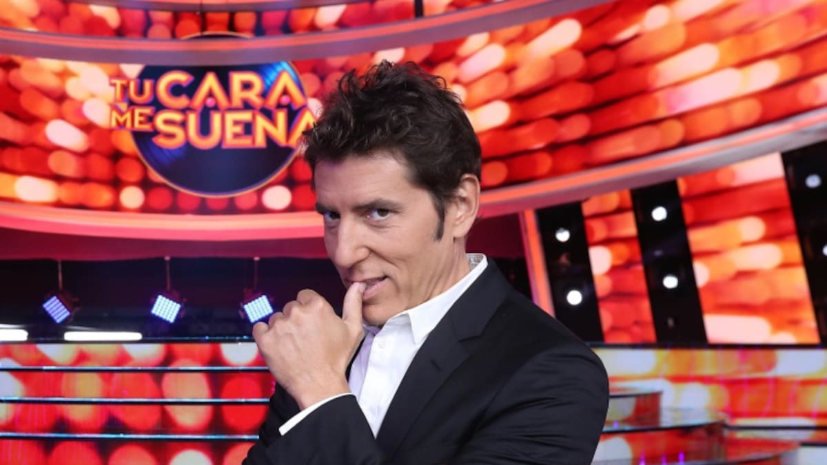 Manel Fuentes presume de abdominales en la portada de Men's Health