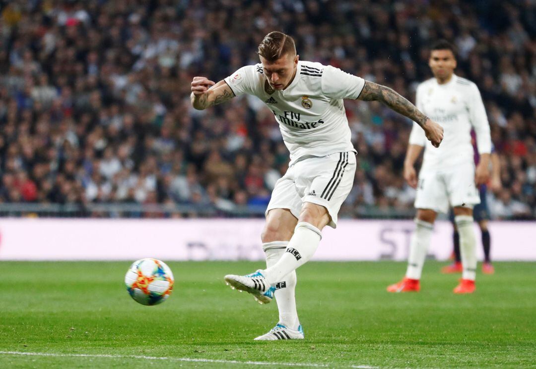 Toni Kroos durante el partido de vuelta de Copa en el Bernabéu