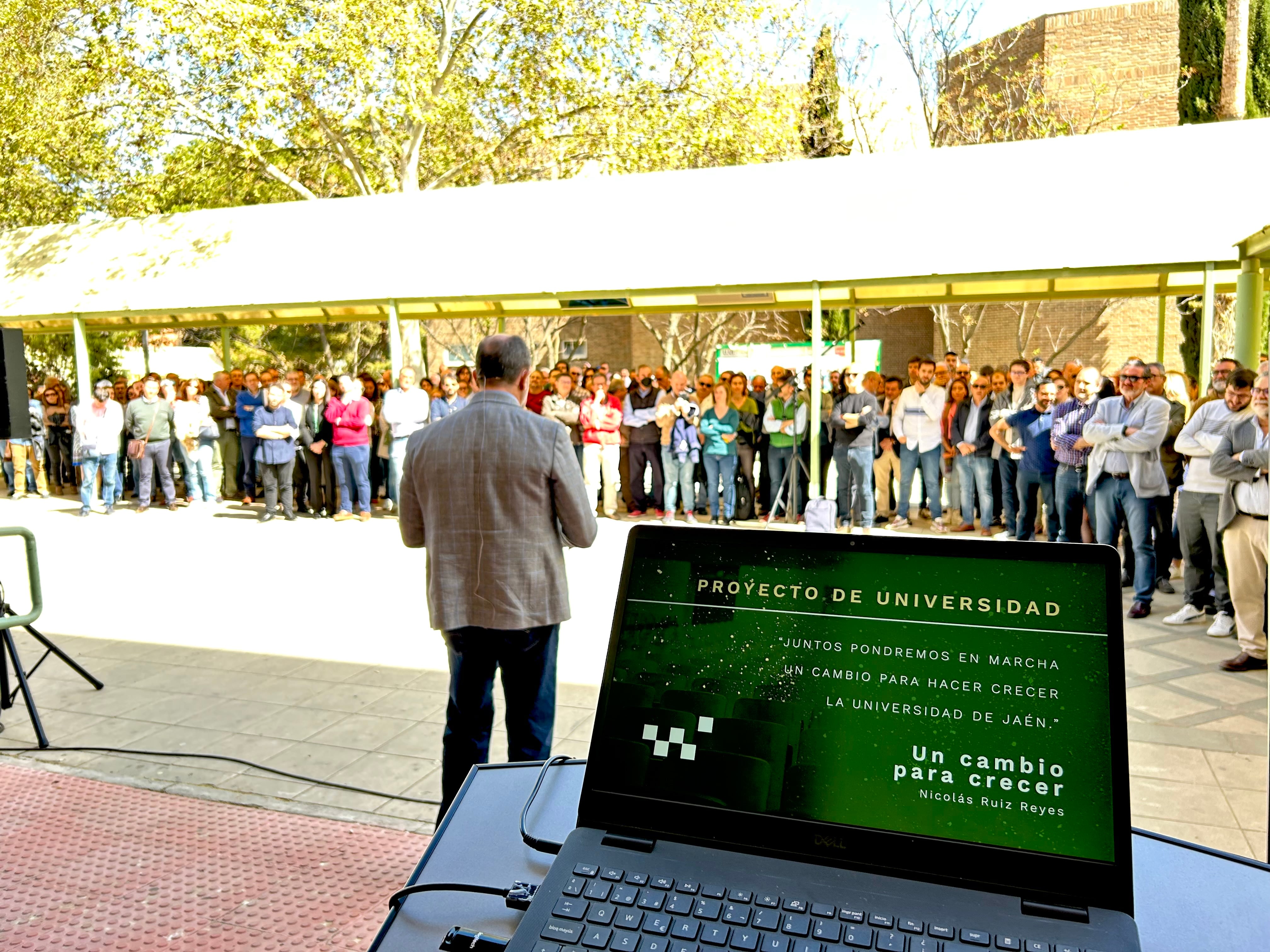 Presentación de la precandidatura de Nicolás Ruiz a rector de la UJA.