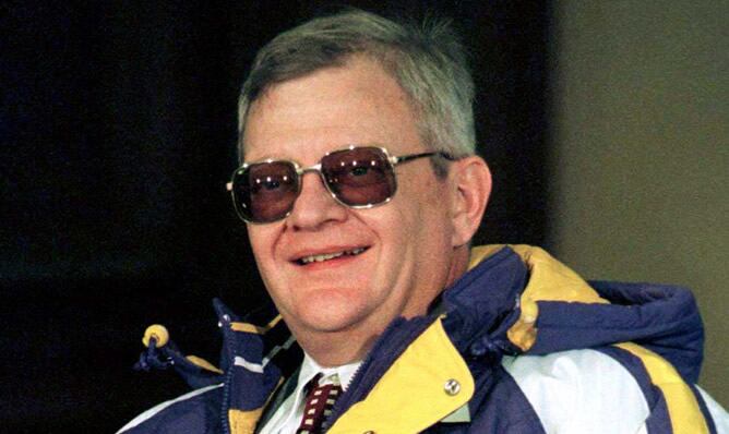 El escritor Tom Clancy, en una foto de archivo de 1998