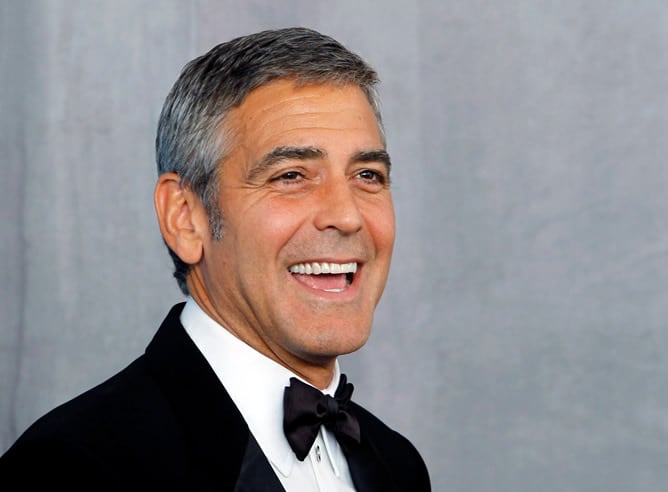 Clooney tras recoger un premio humanitario durante la gala de los Emmy