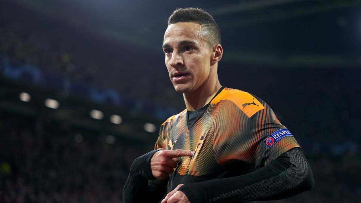 Valencia y Barcelona rompen las negociaciones por Rodrigo Moreno