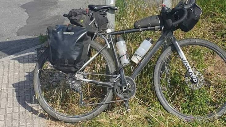 Forajidos. Félix San Juan, en gravel de Alicante a Finisterre pasando por Roncesvalles