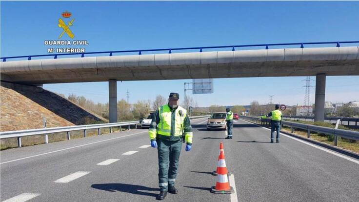 La Guardia Civil pasa revista al confinamiento leonés (03/04/2020)