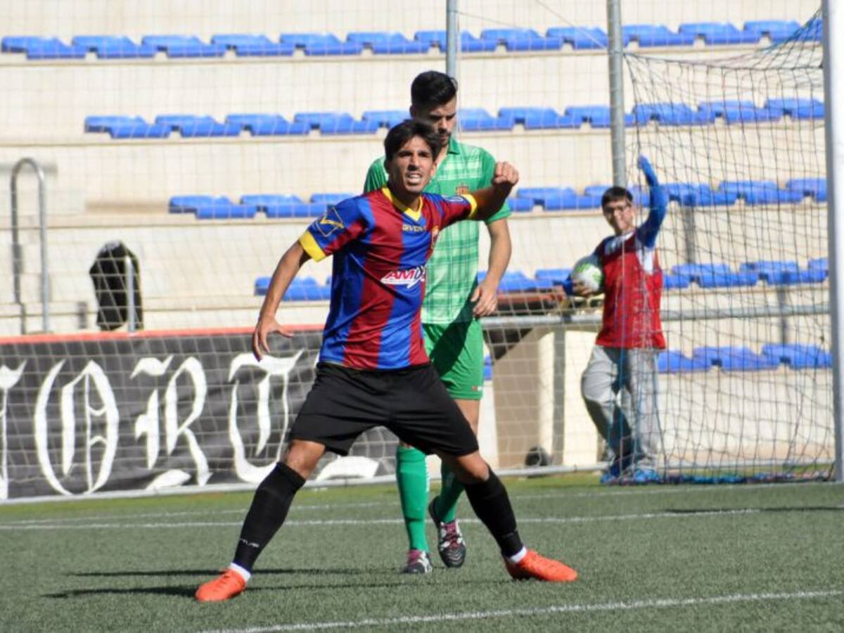 El Eldense se lo cree (4-4)