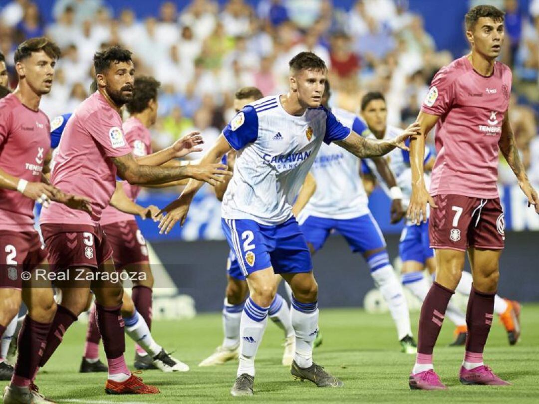 Carlos Vigaray en su primer partido oficial en el Real Zaragoza