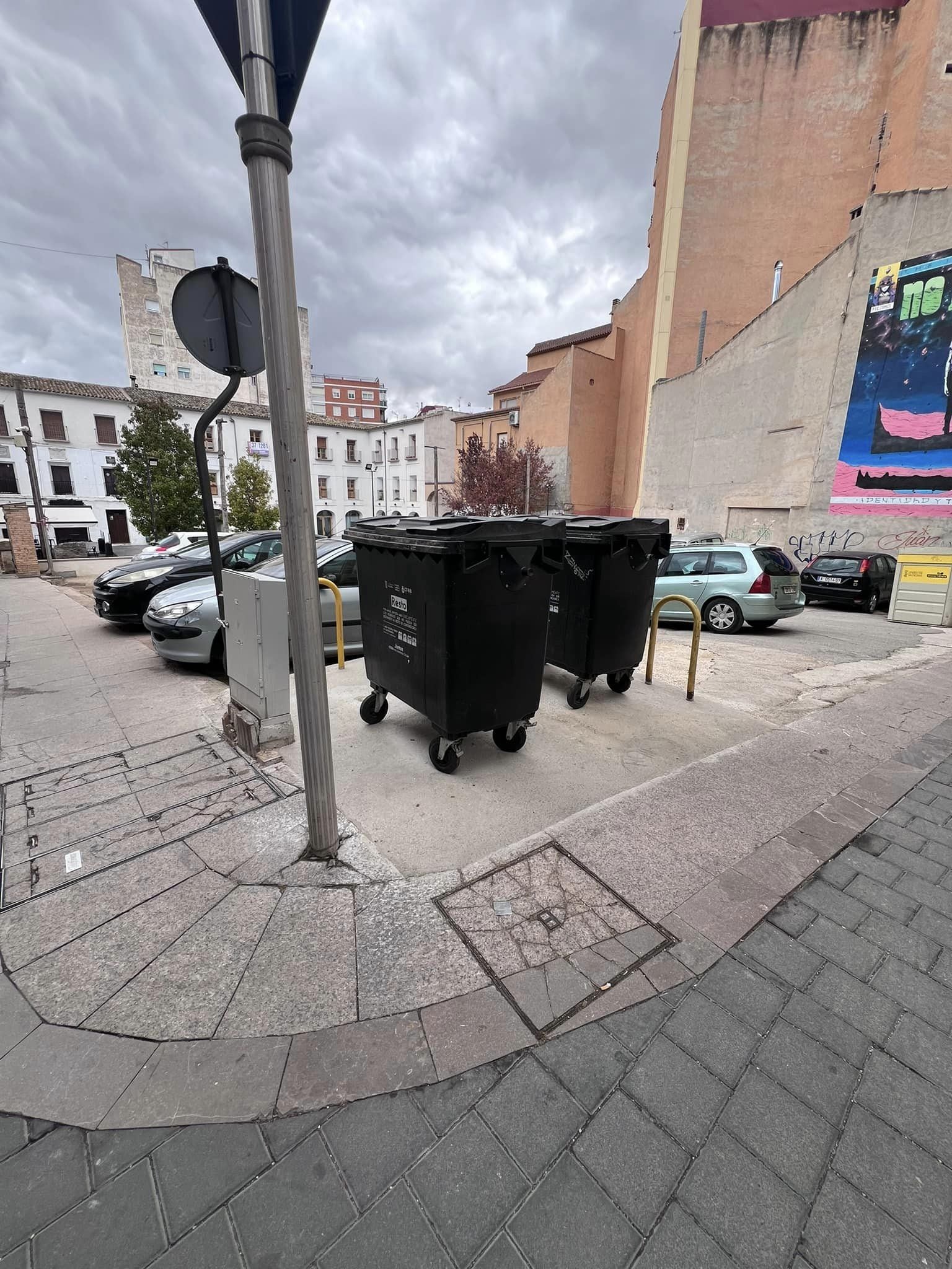 Limpieza y recogida de basuras en Villena