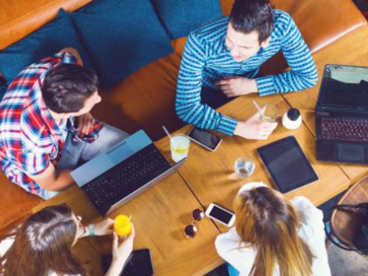 "Muchas siguen prefiriendo a los chicos duros dispuestos a pelearse"