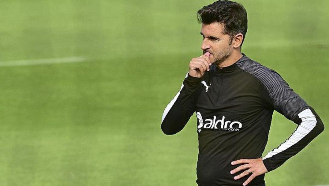 Iván Ania, entrenador