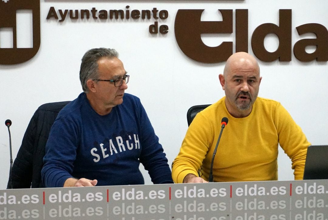 Juan Santa (I) y Julián Gil (D) presentaron el calendario de actividades para 2019