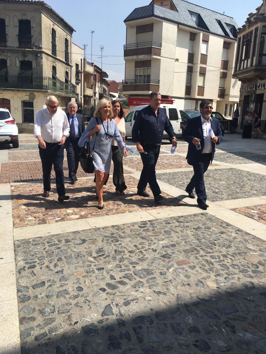 La Consejera de Sanidad, Veronica Casado, en su visita a Alcañices