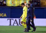 GRAF9869. VILLARREAL, 09/04/2018.- El centrocampista del Villarreal Pablo Fornals se retira a los vestuarios tras desmayarse en el campo durante el partido de la trigésima primera jornada de Liga en Primera División que Villarreal y Athletic de Bilbao juegan esta noche en el estadio de La Cerámica, en Villarreal. EFE/Domenech Castelló