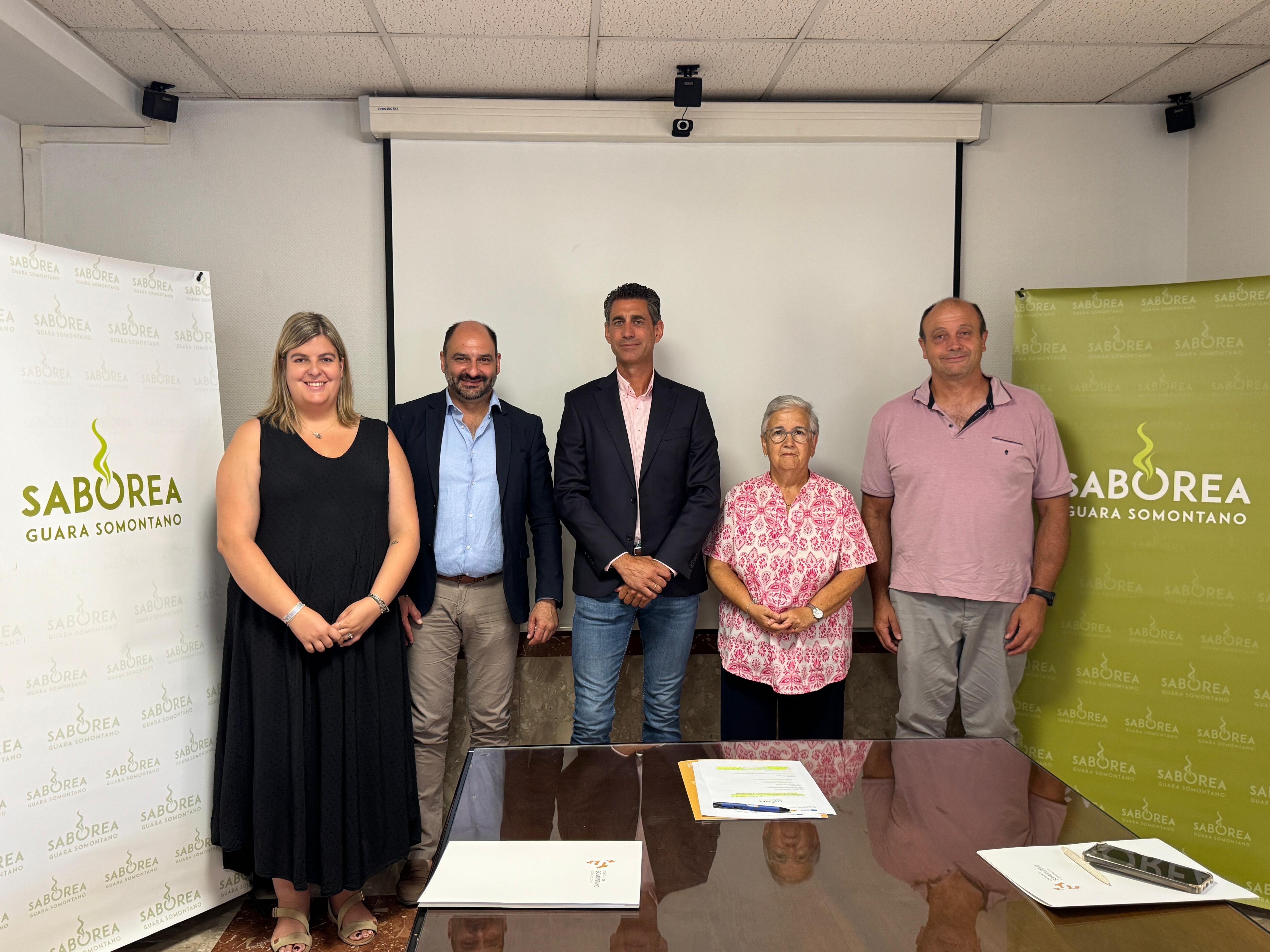 Pilar Lleida, Fernando Torres, Saúl Pérez, Carmen Obis y Mariano Lisa.