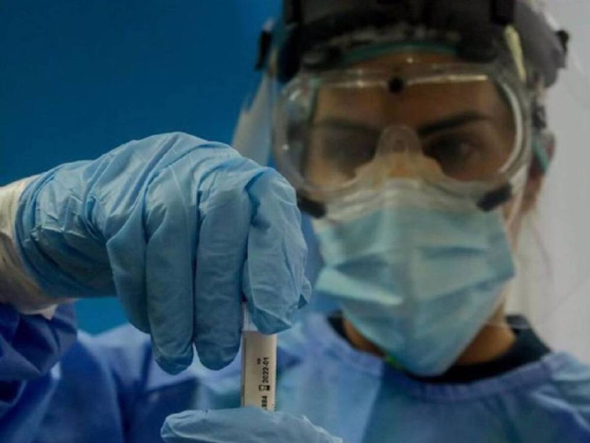 Un 20% de los pacientes ingresados por coronavirus puede acabar en la UCI y con una mortalidad del 25%