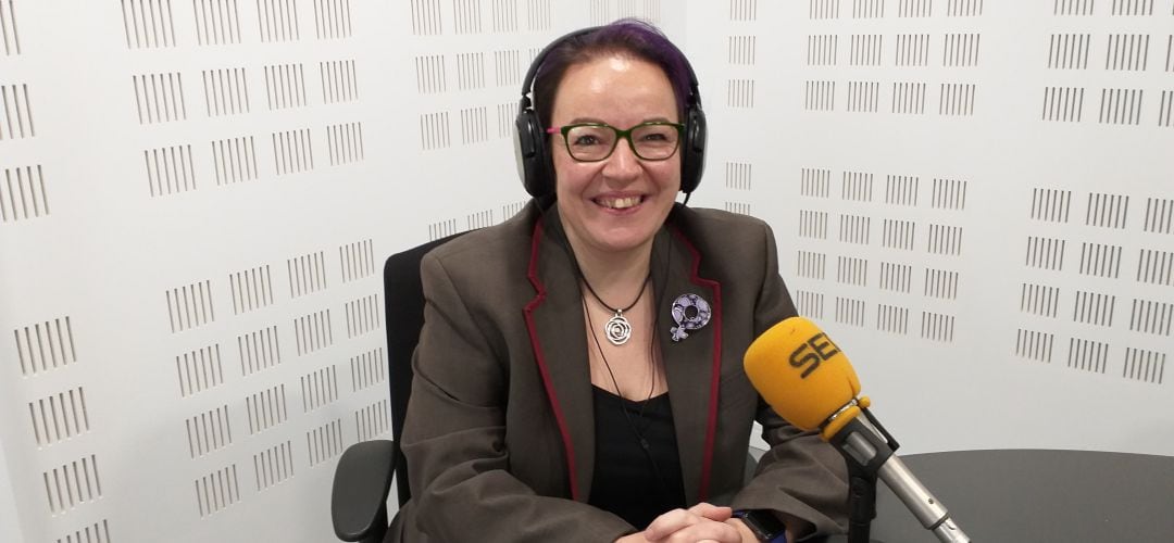 La directora del Instituto de la Mujer y para la Igualdad de Oportunidades, Silvia Buabent, ha visitado los estudios de SER Madrid Sur.