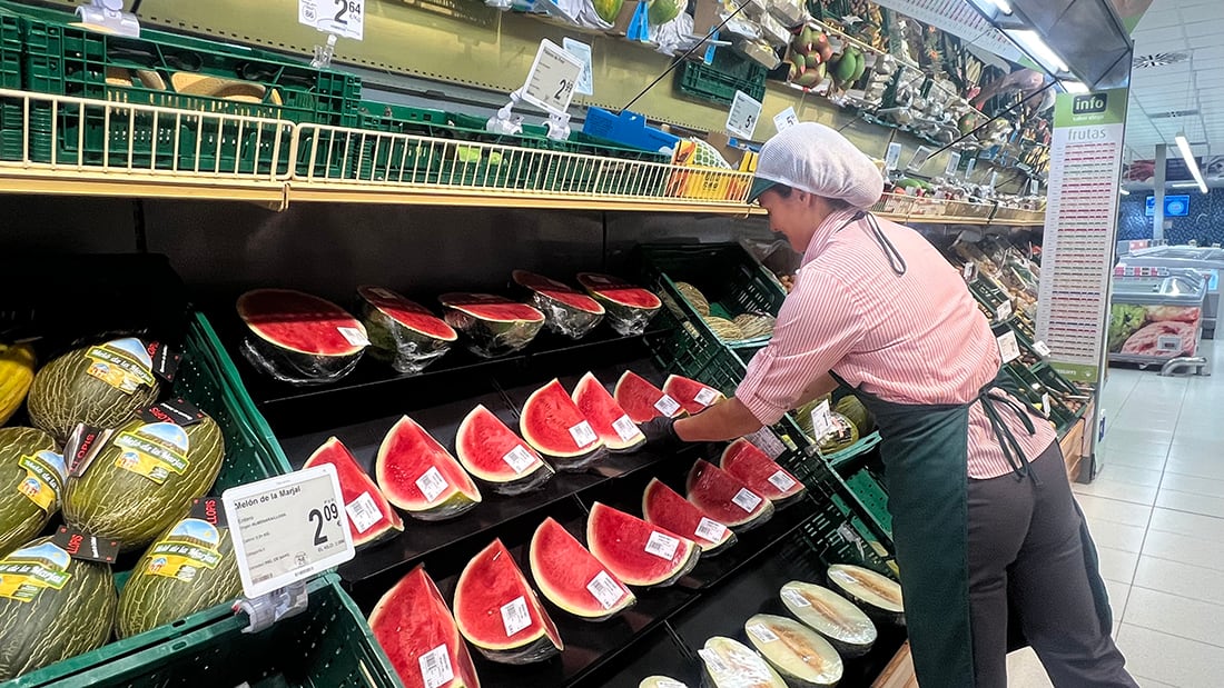 Consum compra cerca de 20.000 toneladas de melones y sandías, un 17% más que en 2024