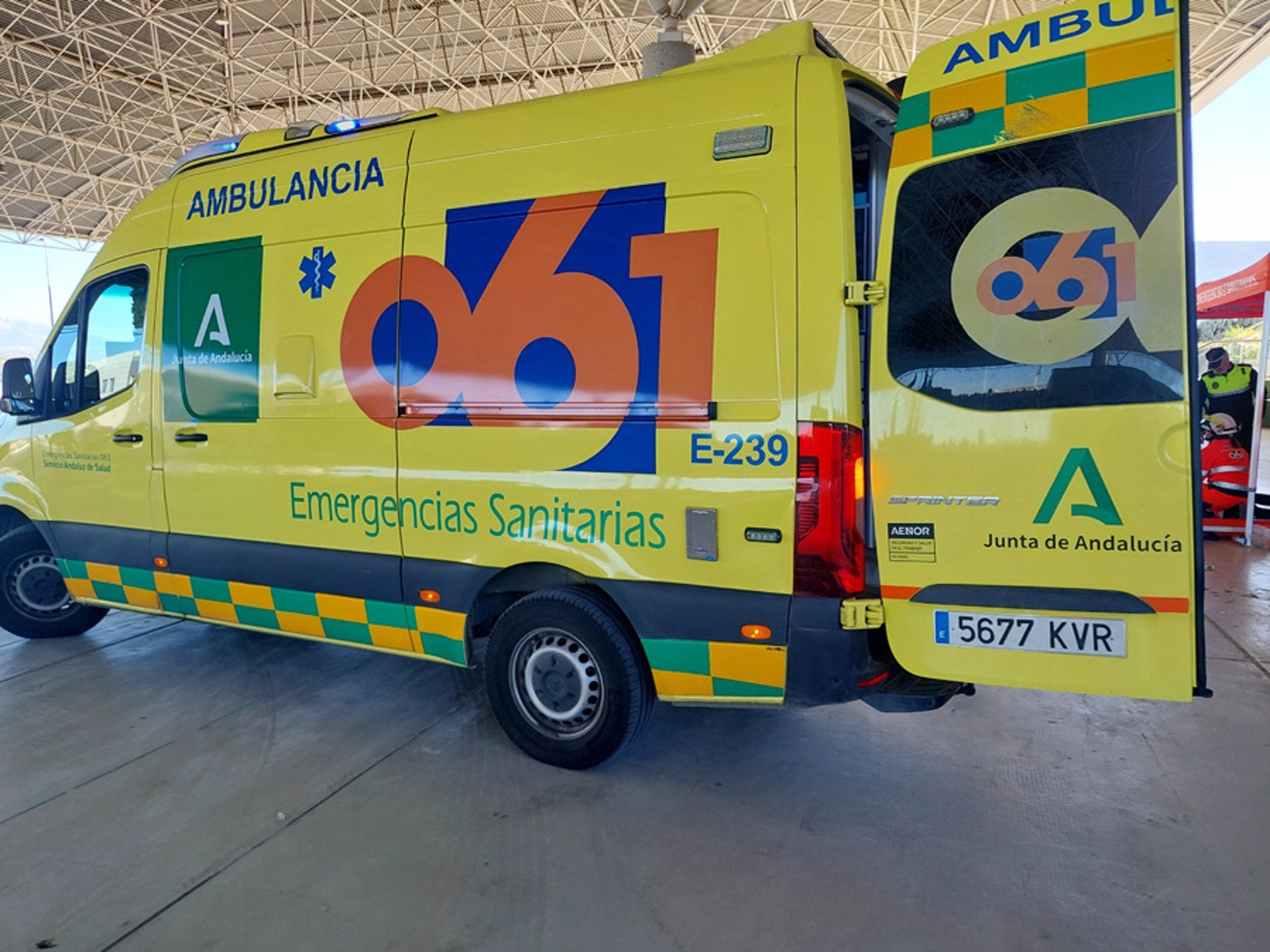 Ambulancia 061. Archivo. - JUNTA DE ANDALUCÍA -