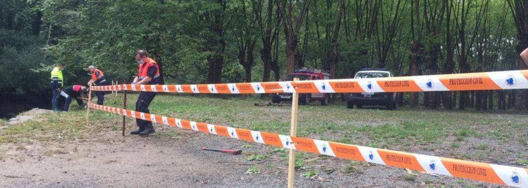 Cierre en Betanzos ante la cancelación de Os Caneiros