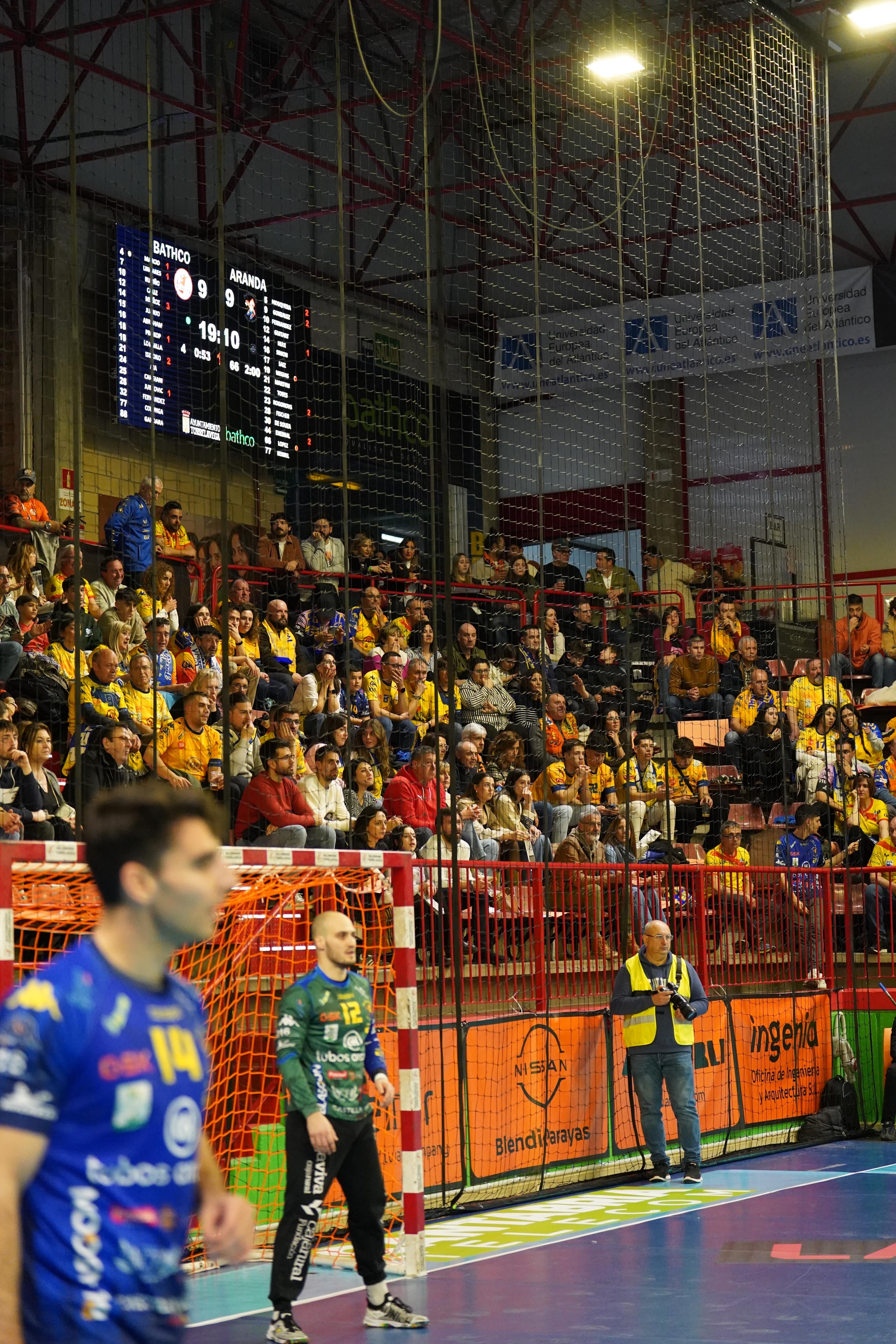 Mucha afición arandina desplazada a Torrelavega