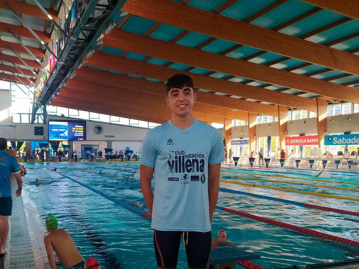 Alvaro Suarez consigue dos marcas personales en Sabadell