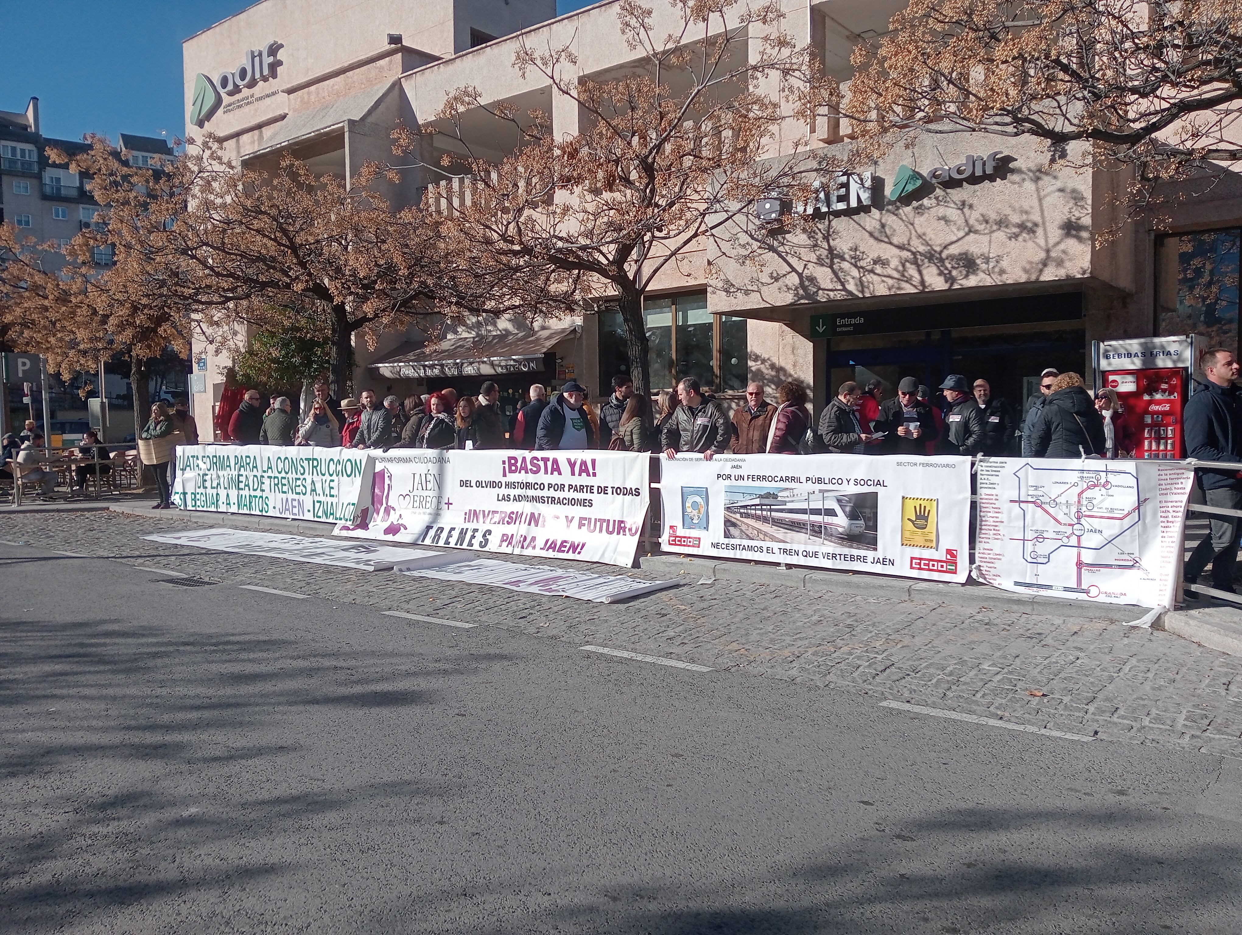 Concentración en la Estación de Renfe