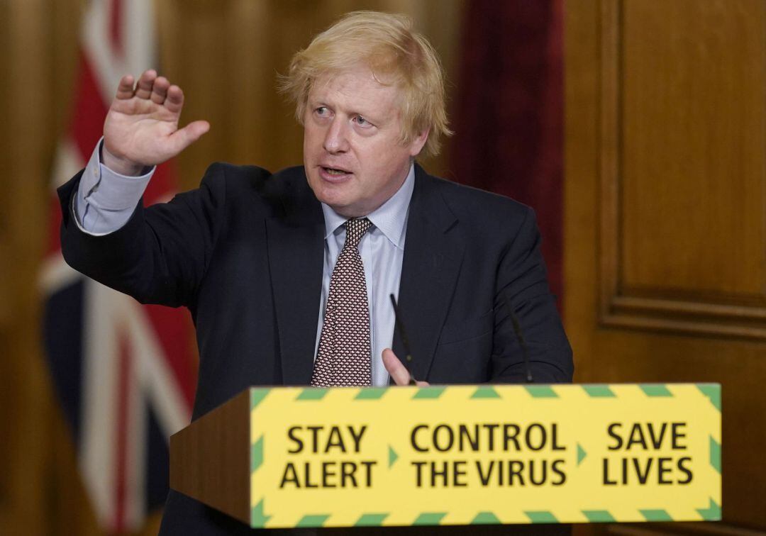 Boris Johnson en una rueda de prensa.