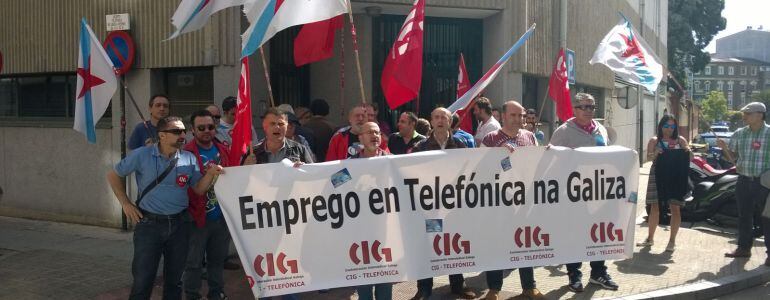 Concentración de trabajadores de Telefónica en A Coruña