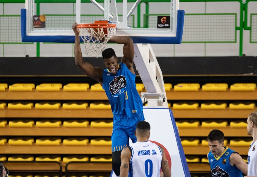 El Club Ourense Baloncesto cae en el Pazo y suma la  novena derrota de la temporada