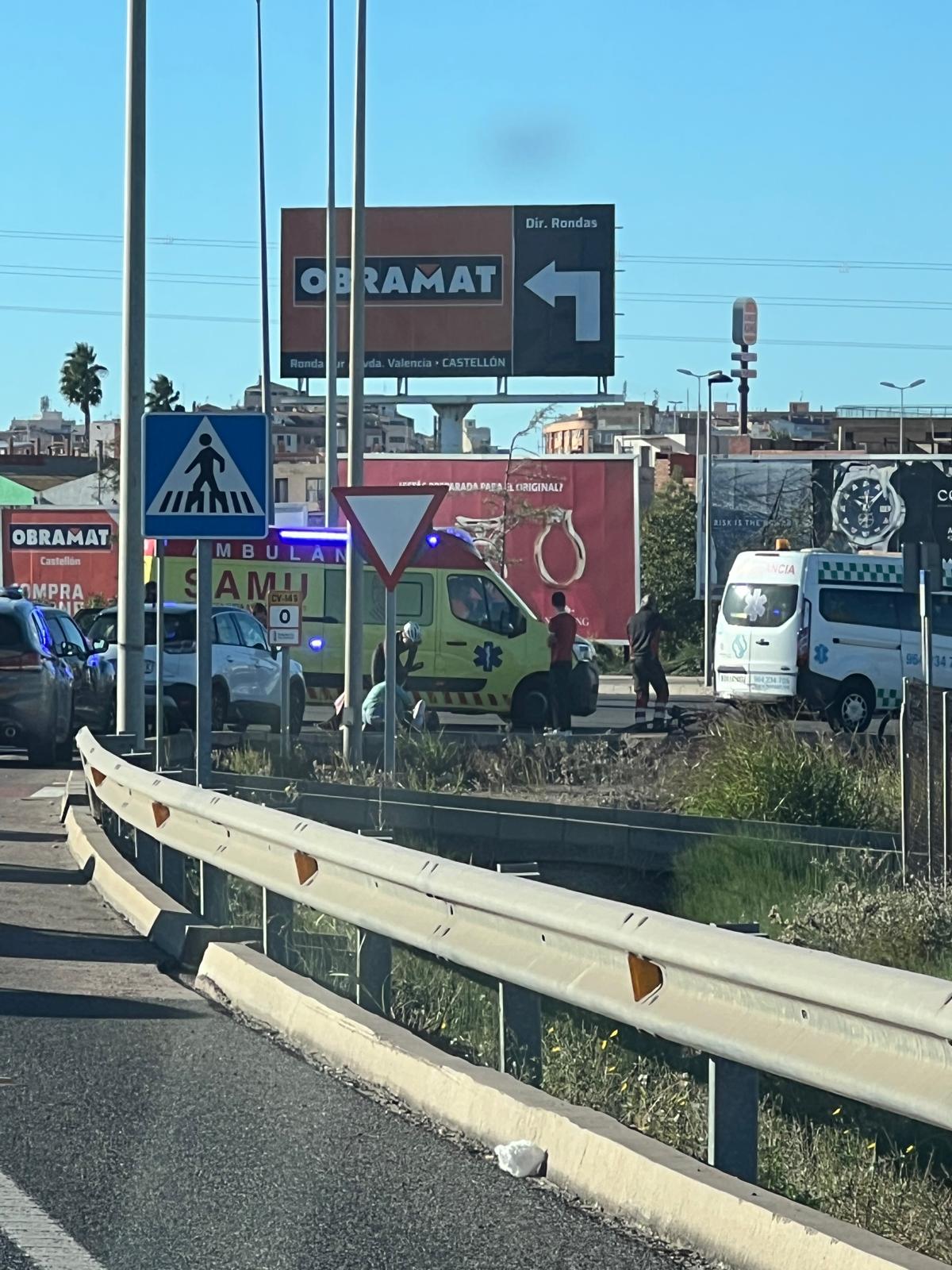 El accidente se ha producido en la rotonda del Hospital General de la capital