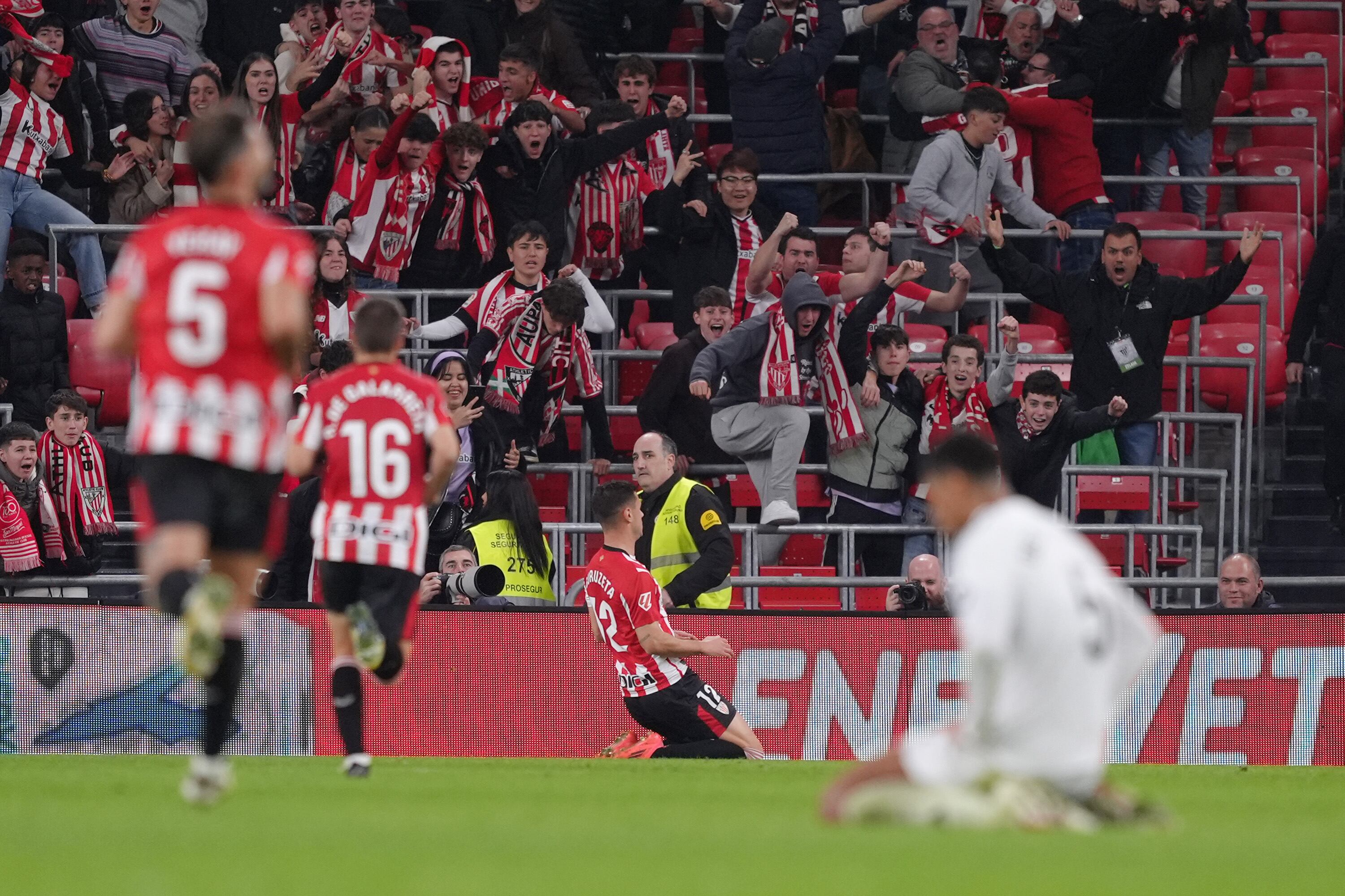 Resumen del Athletic Club 2-1 Real Madrid: escucha la narración de los goles de Antonio Romero en 'Carrusel Deportivo' 