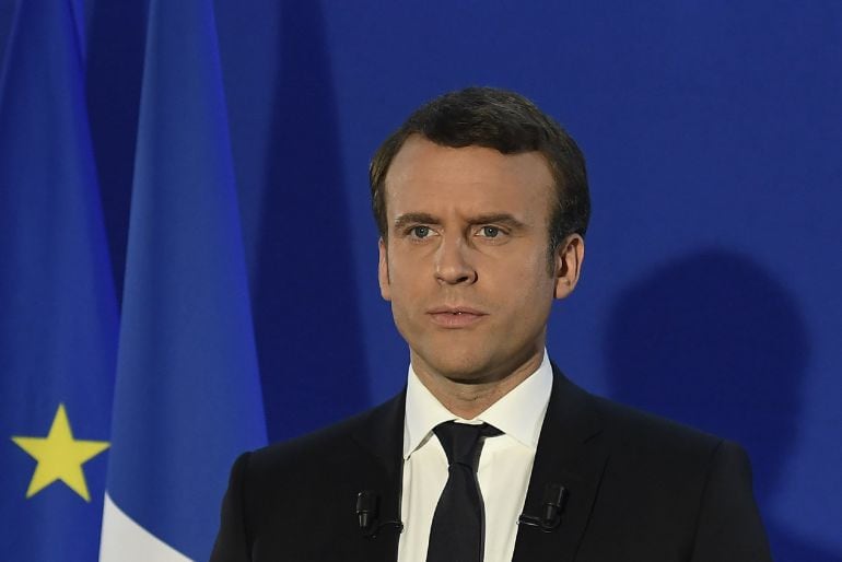 Emmanuel Macron pronuncia sus primeras palabras tras vencer en las presidenciales. 