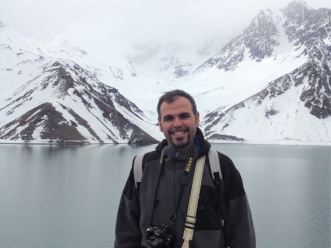 Embalse del Yeso en la Cordillera de Los Andes