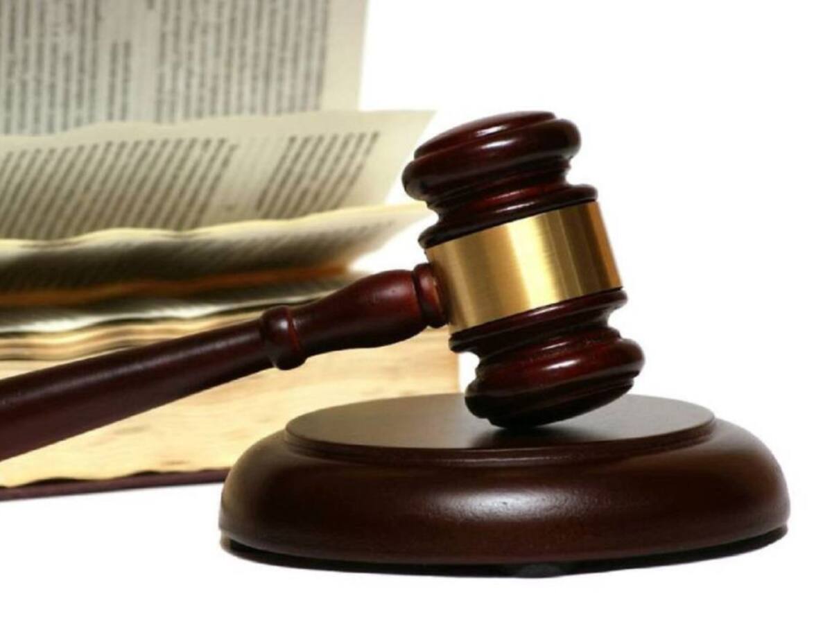 Confirmada la condena por sacar dinero de la cuenta de su tía abuela cuando agonizaba