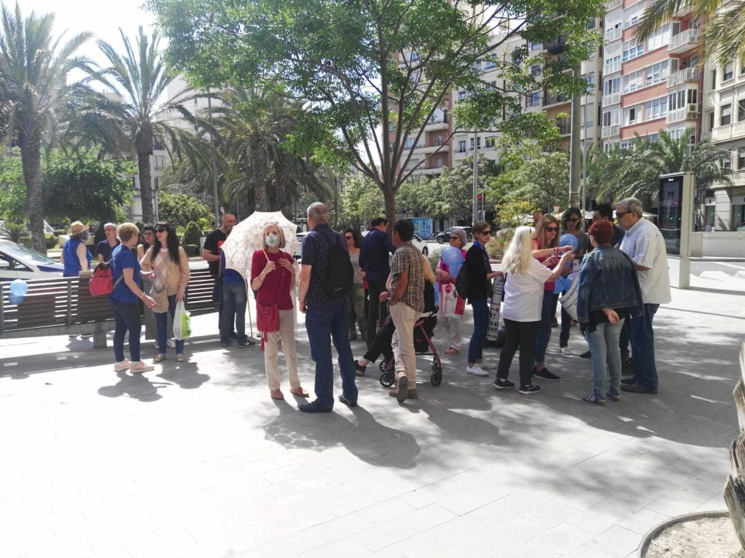 Afectados por la fibromialgia este domingo en la Plaza de los Luceros