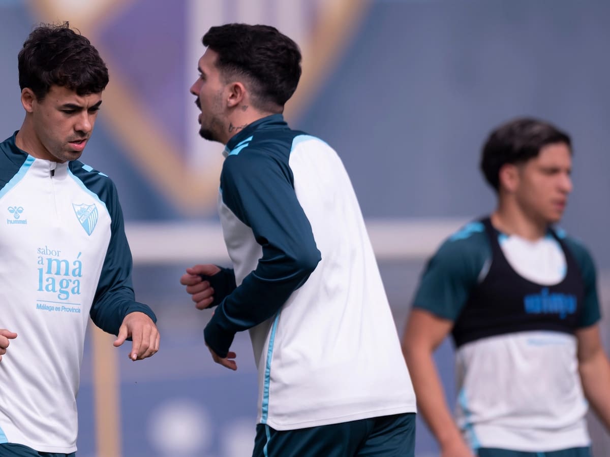 El Málaga vuelve al trabajo con la novedad de Rafita y cinco ausencias