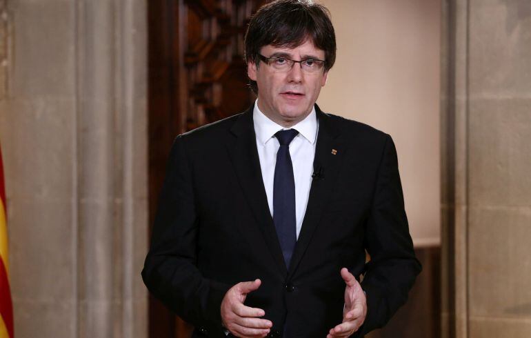 Si Puigdemont quiere independencia debería empezar a vender ordenadores en lugar de humo