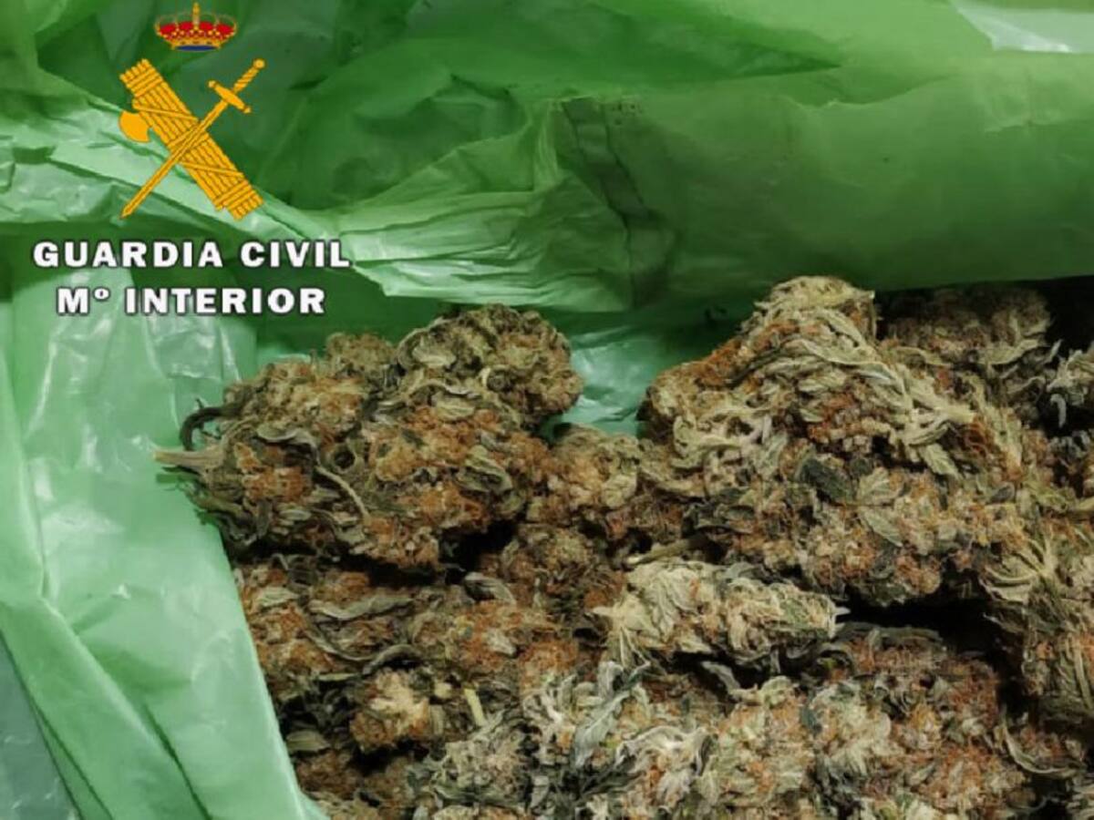 Detenido en Albacete cuando viajaba incumpliendo el confinamiento y con una bolsa con 78 gramos de marihuana