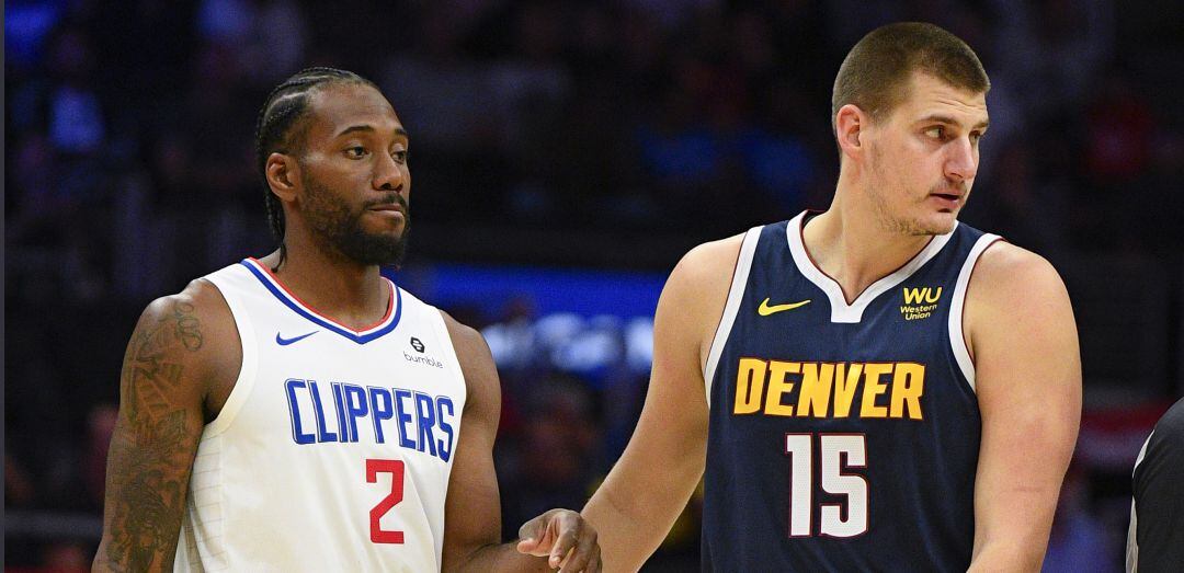 Kawhi y Jokic, durante un partido de pretemporada