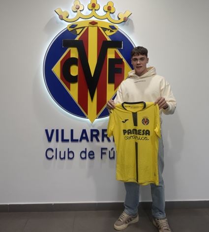Alex Fita se marcha cedido con opción de compra al Villarreal