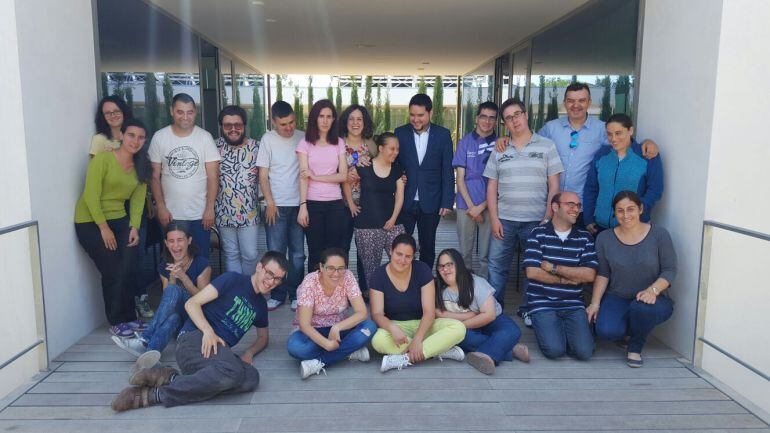 Miembros de Ciudadanos en las instalaciones de APSA