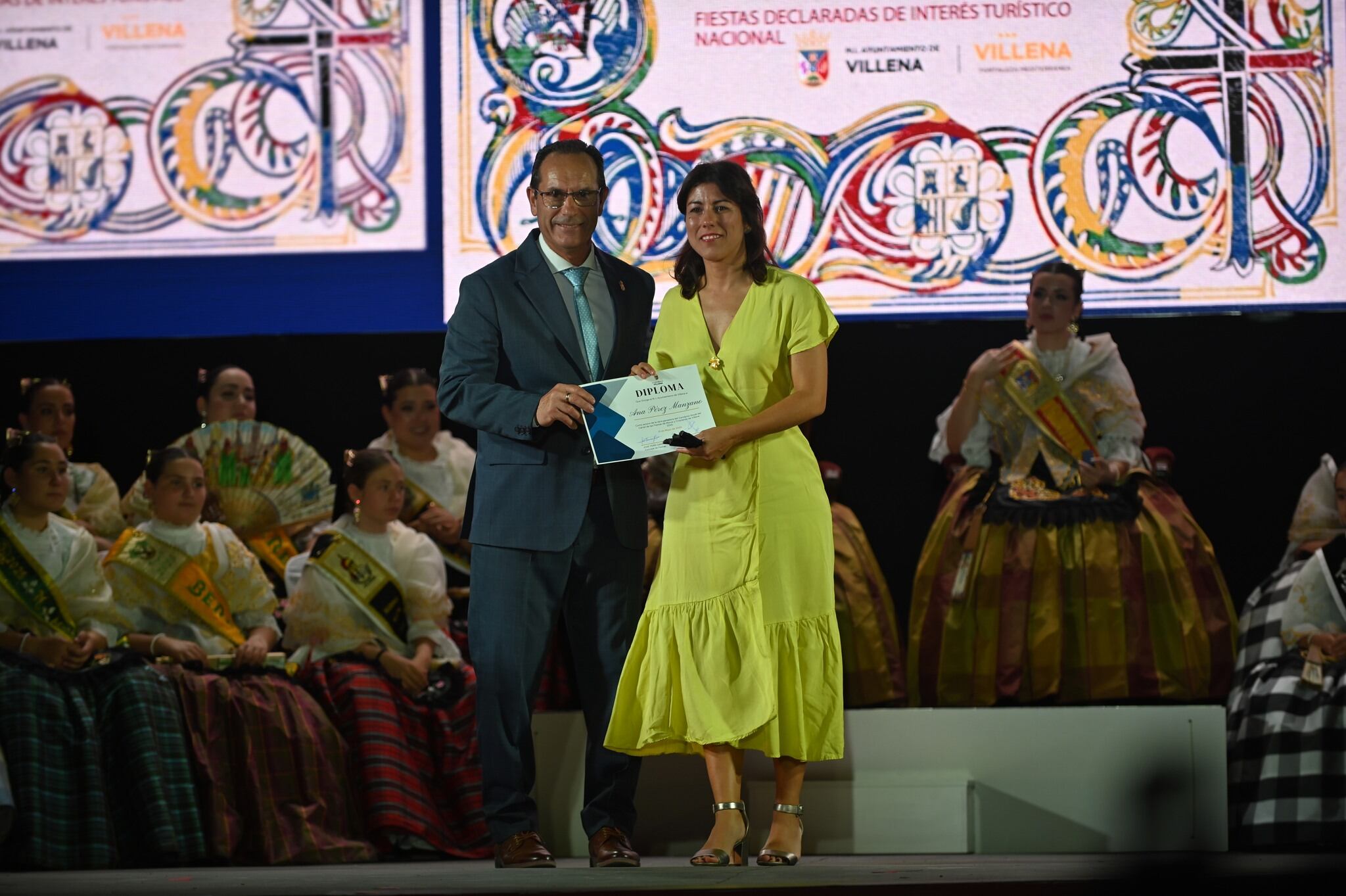 La autora recoge el premio