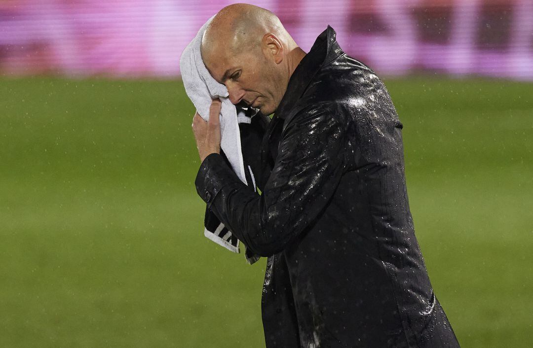 Zinedine Zidane, en el partido entre el Real Madrid y el Real Betis en la Liga Santander.