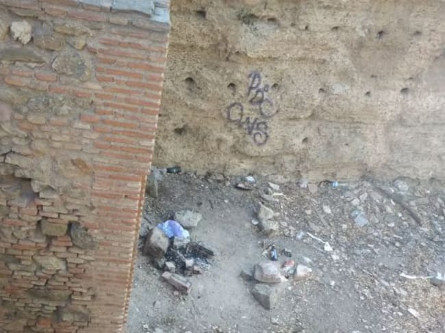 Una de las fogatas realizadas en el interior del Castillo de Gibralfaro