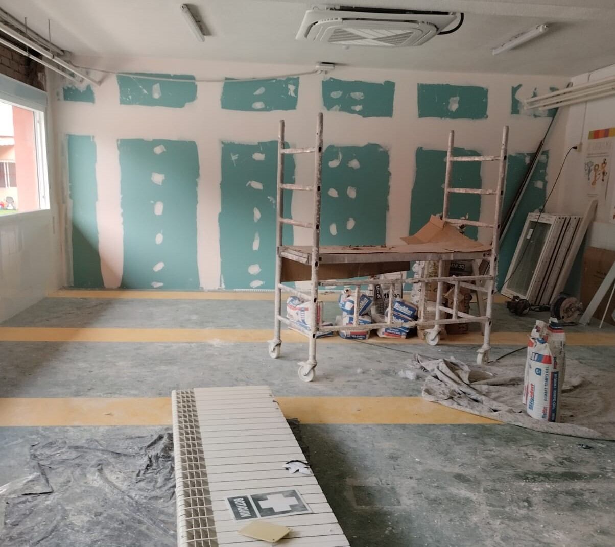 Aula de dos años en un colegio de Murcia en obras el jueves